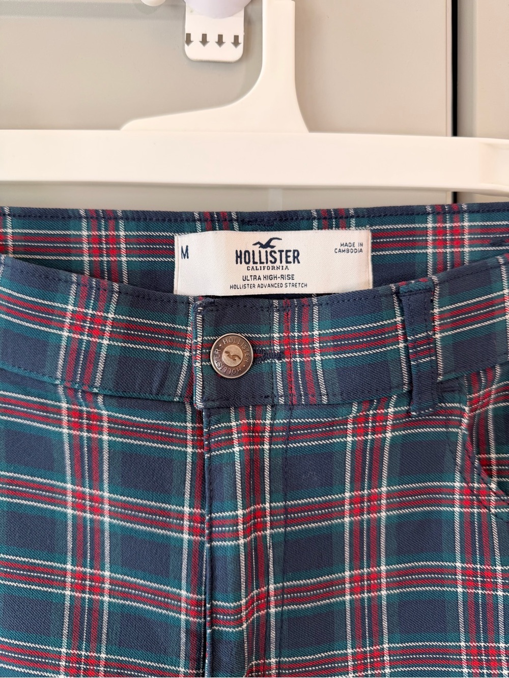 Hollister Co. Women's Multi Trousers size medium 26” - Picture 2 of 3